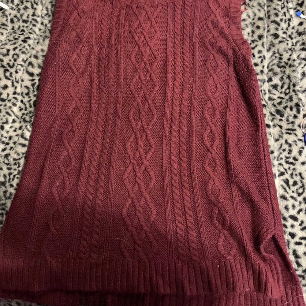 Sweater - Picture 2 of 4